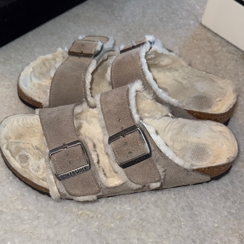 Birkenstock Gray Shearling Arizona - Sz 39